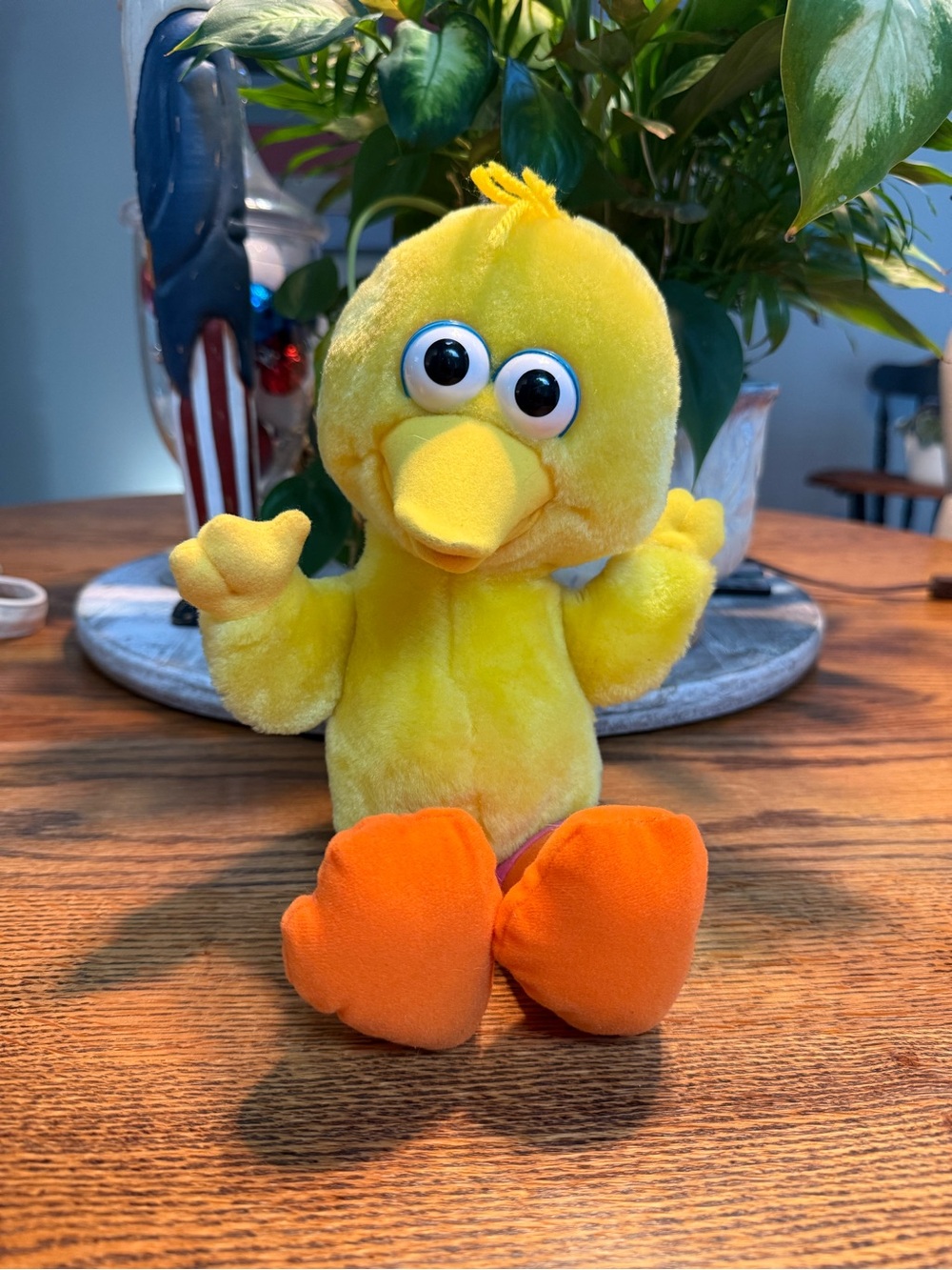 Vintage 1996 Sesame Street Tickle Me 11” Big Bird Plush Toy